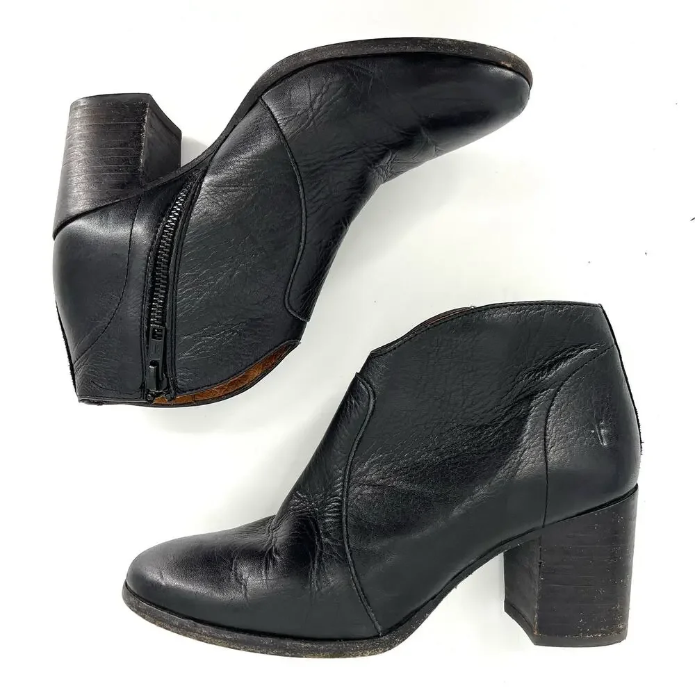 Women FRYE‎ Black Leather Nora Omaha Western Ankle Boot (7B)